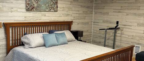 1 quarto, ferros/tábuas de passar roupa, Wi-Fi, roupa de cama