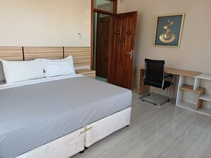 Silitysrauta/-lauta, internet, vuodevaatteet