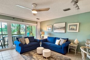 Smart TV, reproductor de DVD y libros 