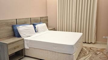 Silitysrauta/-lauta, internet, vuodevaatteet