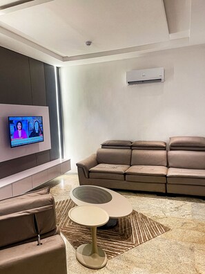 Svit Comfort - balkong - sjöutsikt | Interiör