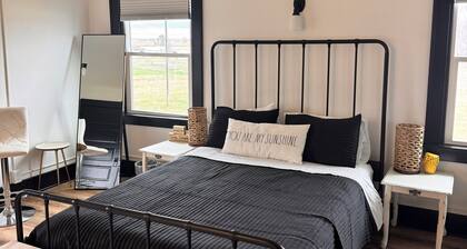 3 Acre Modern Farmhouse with 5 Bedrooms in Twin Falls Idaho