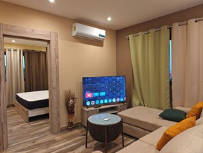 1 bedroom, iron/ironing board, free WiFi, bed sheets - Cozy 1-bedroom apartment in amazing Accra (Accra)