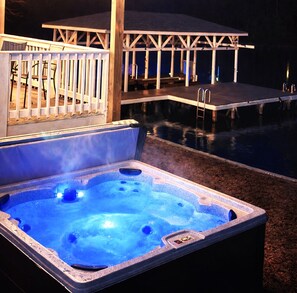 Baignoire à remous extérieure
