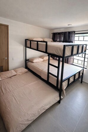 2 bedrooms, WiFi, bed sheets, wheelchair access - Modern and Quiet Apartment near the Beach (Santa Marta)