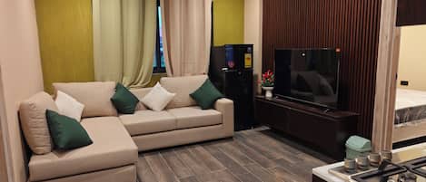 Smart TV, video games