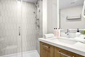 Een douche, een haardroger