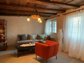 TV, fireplace - Les Mignardises by Interhome (Uhwiesen)