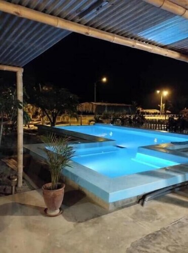 Panchita Beach House - Swimming Pool, Jacuzzi and Ocean View in Zorritos