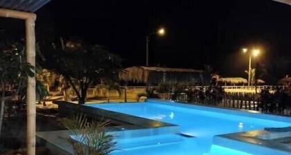 Panchita Beach House - Swimming Pool, Jacuzzi and Ocean View in Zorritos