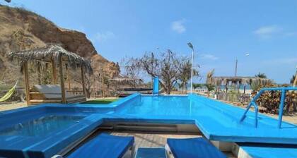 Panchita Beach House - Swimming Pool, Jacuzzi and Ocean View in Zorritos