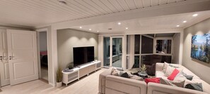 Flat-screen TV - Great apartment with extreme views (Troms)