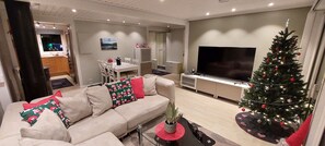 Flat-screen TV - Great apartment with extreme views (Troms)