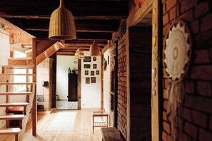 Interior - Pracownia Boruja Heritage Country House –4 Bedrooms, Large Garden, Near the Lake (Boruja)