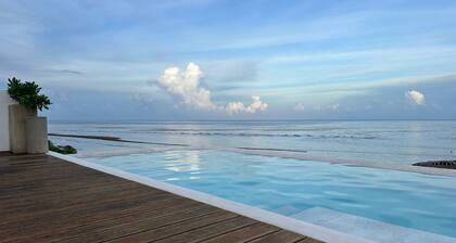 Exclusive Detached House with Jungle View in Mahahual