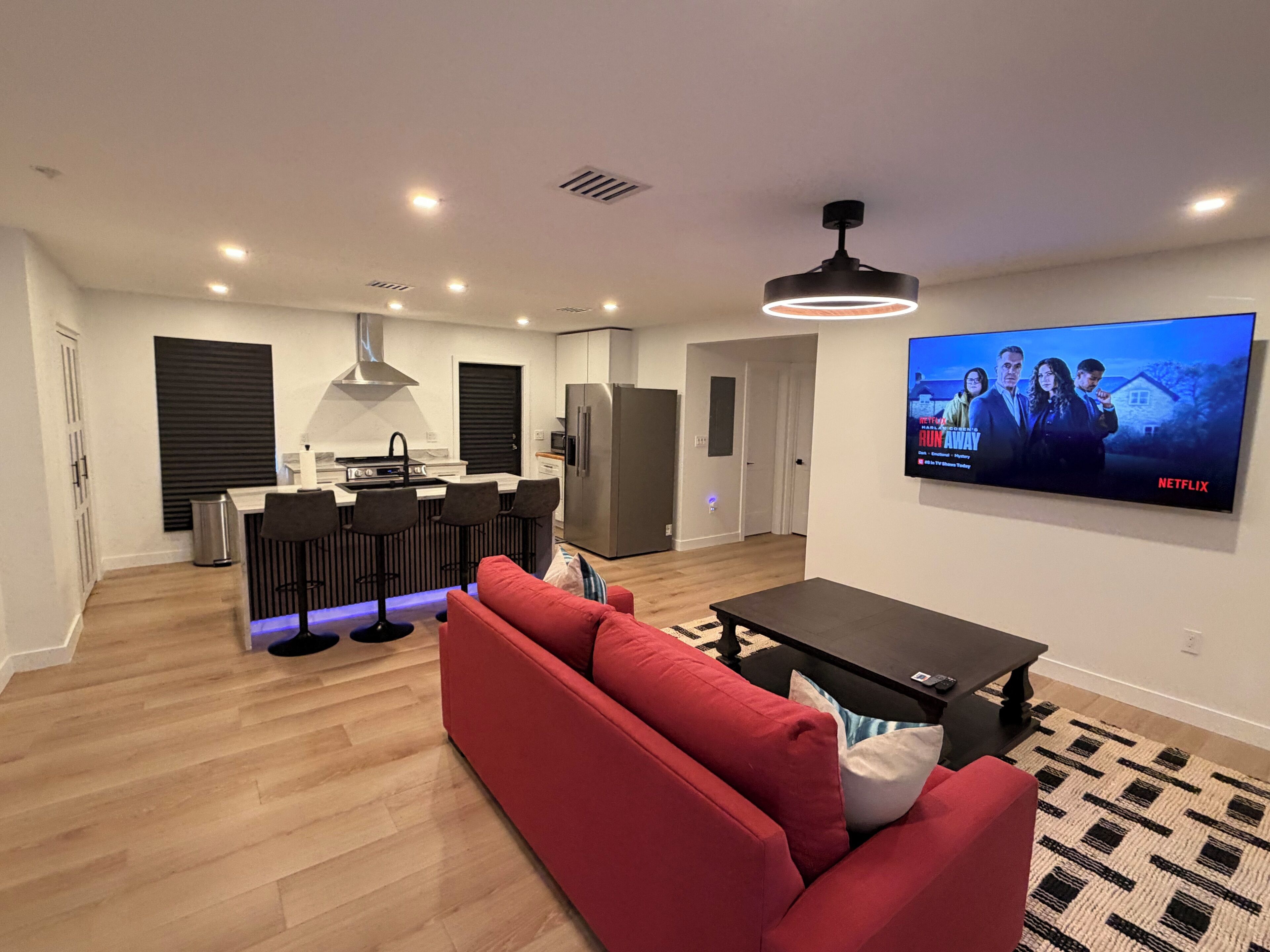 المنشأة من الداخل