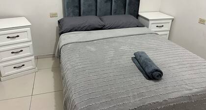 House 1 centrally located, 8 (up to 14 people) in san blas neighborhood, Comayagua