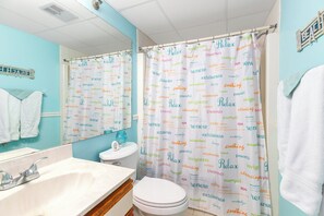 Bathroom - Bayside Bliss | Sunset Views | Walk/Bike to Beach (Ocean City)