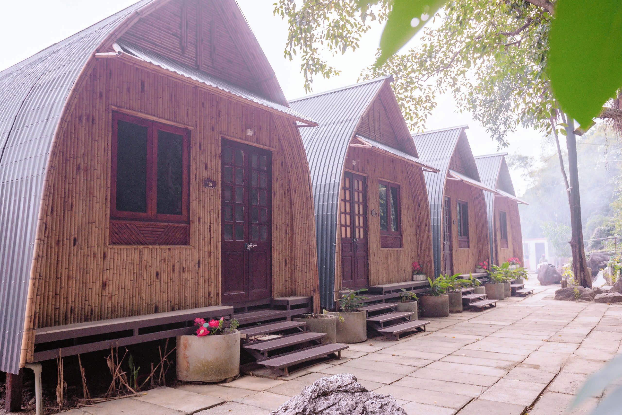 Familie bungalow, balkon, uitzicht op bergen | Exterieur