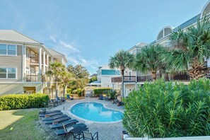 A heated pool - Steps to Beach | Pool | Pelicans Perch | Luxury | Panama City Beach (Panama City Beach)