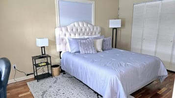 Iron/ironing board, free WiFi