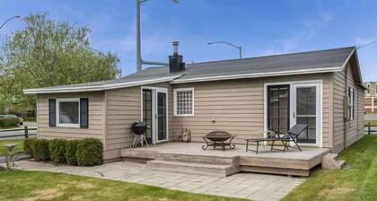 Little House on E Street
