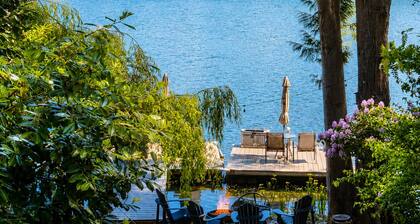 Lakefront/Private Dock /Sunset Views /Lakefront Escape/Private Dock/EV Charger