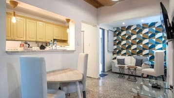 Basic Apartment, 2 Bedrooms, Kitchen, Ground Floor | Interior