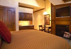 Strykejern/-brett, wi-fi og sengetøy