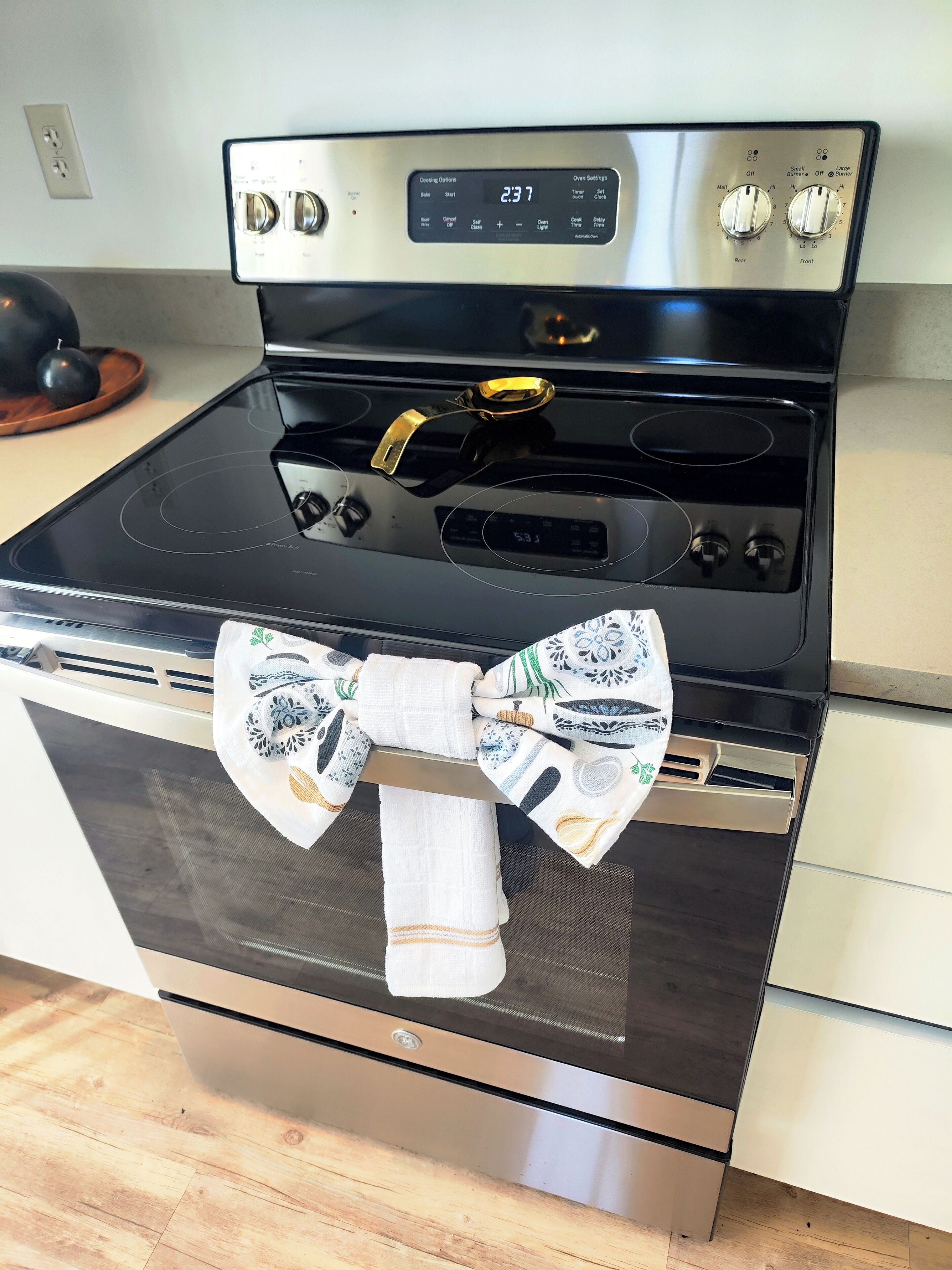 Microwave, oven, dishwasher