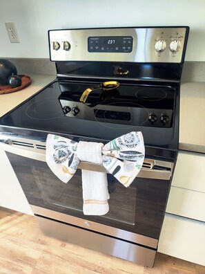 電子レンジ、オーブン、食器洗い機