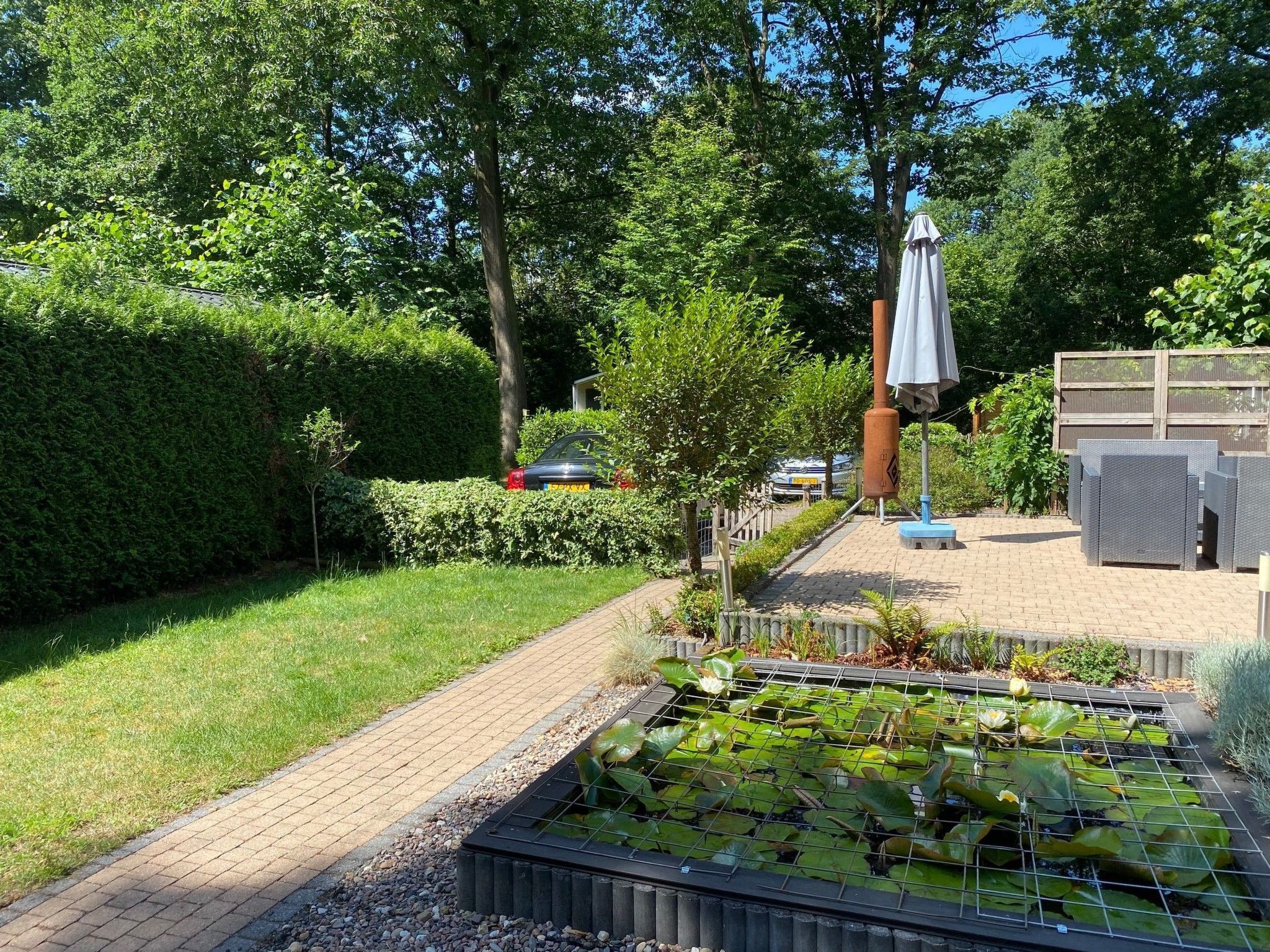 المنطقة المحيطة بالمنشأة