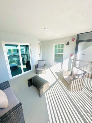 Terrace/patio - Spacious 3-bedroom condo in amazing Punta Gorda sought after 1 car garage (Punta Gorda)