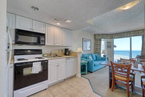 Fridge, microwave, oven, stovetop - HS-1123 Ocean View Retreat, 1 Bedroom Condo on the 11th Floor in Myrtle Beach (Myrtle Beach)