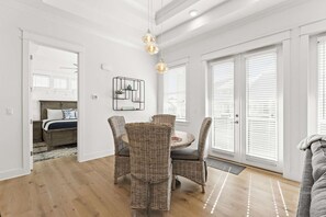 Dining - Rhema Beach Haus 2BR Luxury Retreat  (Inlet Beach)