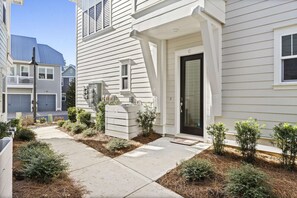 Exterior - Rhema Beach Haus 2BR Luxury Retreat  (Inlet Beach)