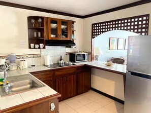 Private kitchen - With preferential price for monkey tours (Quepos)