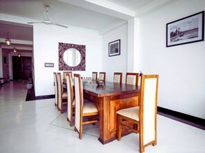 Dining - Florain Otium Talpe (Talpe)