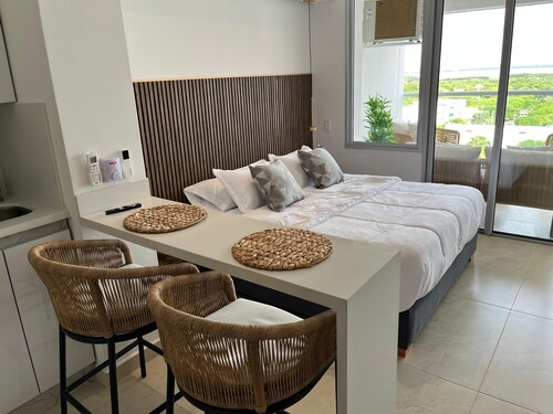 Modern / Airbnb •\tYour best stay in Cartagena -\tPremium rest