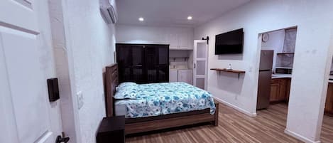 1 habitación, internet y ropa de cama