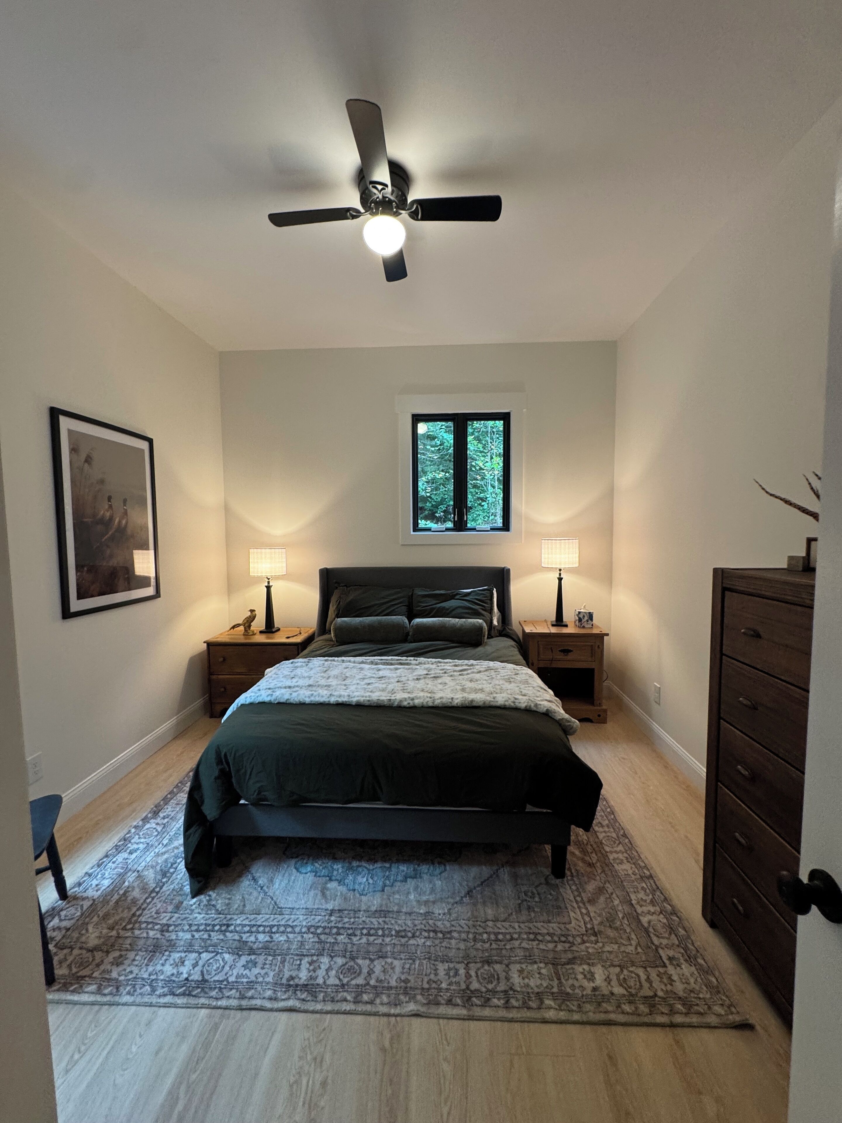 2 chambres, fer et planche à repasser, Wi-Fi gratuit, draps fournis