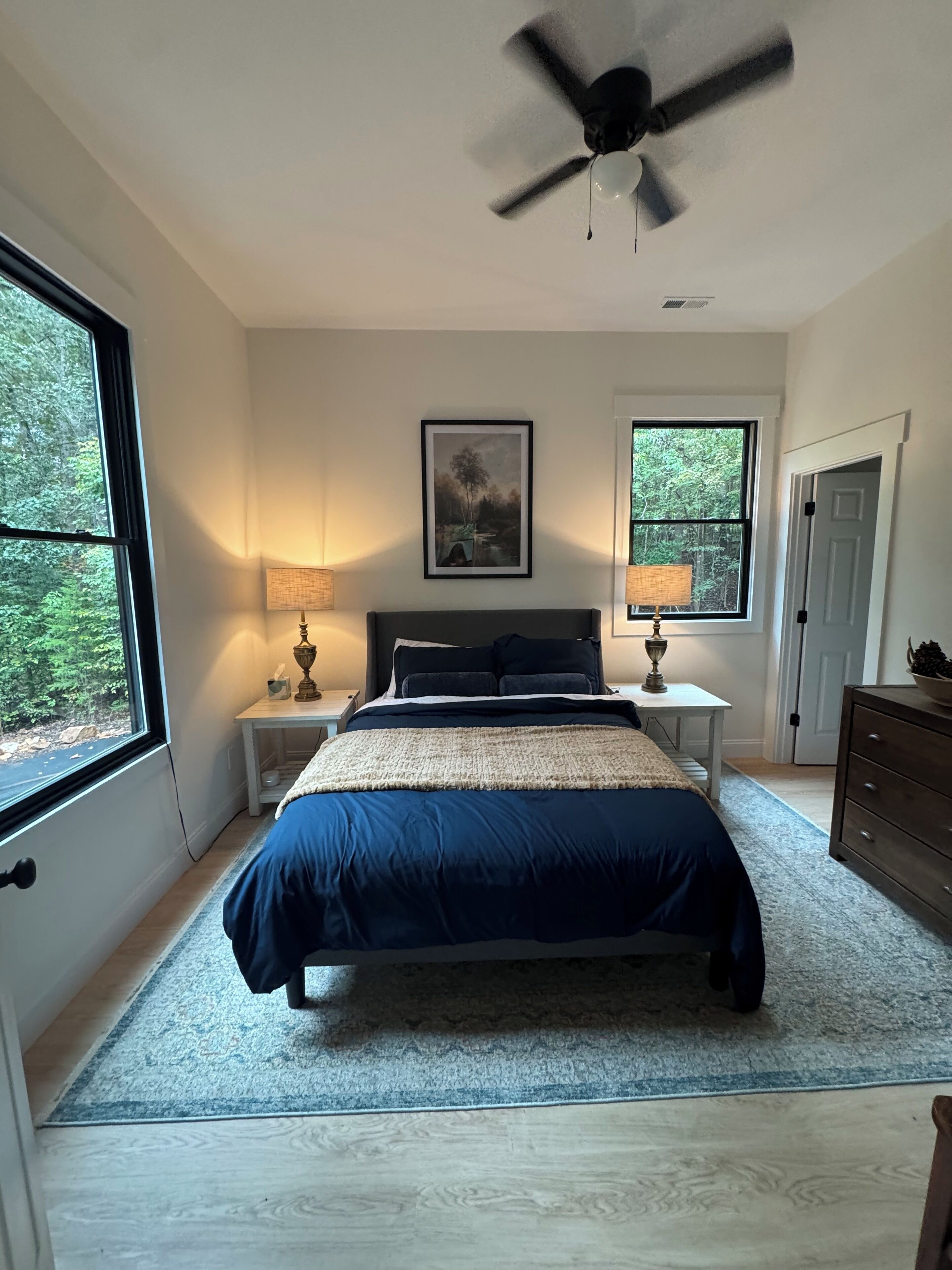 2 bedrooms, iron/ironing board, free WiFi, bed sheets