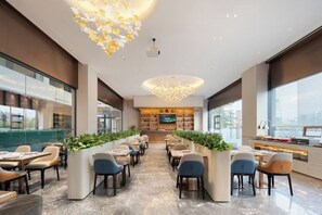 Colazione a buffet inclusa, servita tutte le mattine 