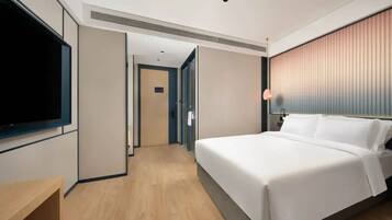 Standard Double Room, 1 Double Bed, Non Smoking, Air conditioning | Desk, laptop workspace, blackout drapes, soundproofing