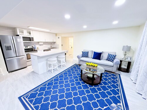 Stylish 1-bedroom, 1-bathroom, perfect for up to 4 guests,Fully equipped kitchen