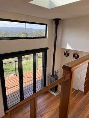 Interior - Modern Off-Grid Tiny House, Rylstone (Pinnacle Swamp)