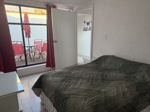3 habitaciones, tabla de planchar con plancha y wifi gratis 