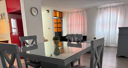 Spacious, comfortable and centrally located house.