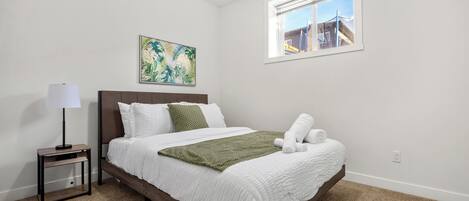 Internet, bed sheets