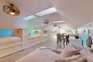 7 habitaciones, tabla de planchar con plancha y wifi gratis 